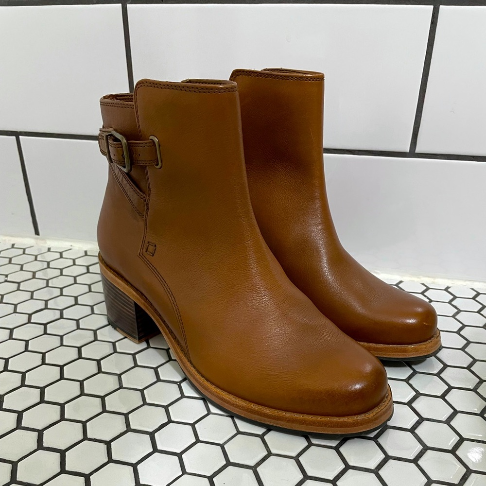 Clarks Brown Leather Chelsea Boots